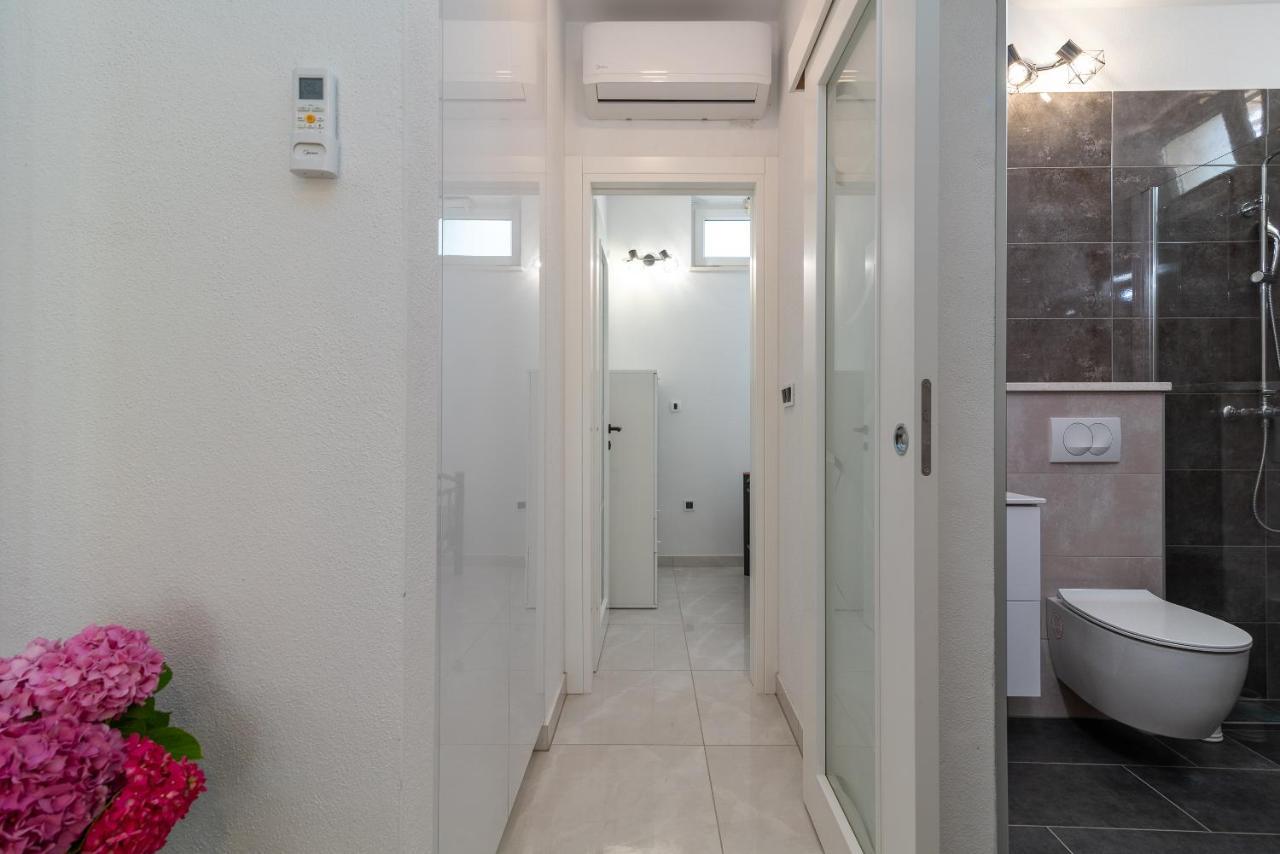 Apartment Leo Trogir Zewnętrze zdjęcie
