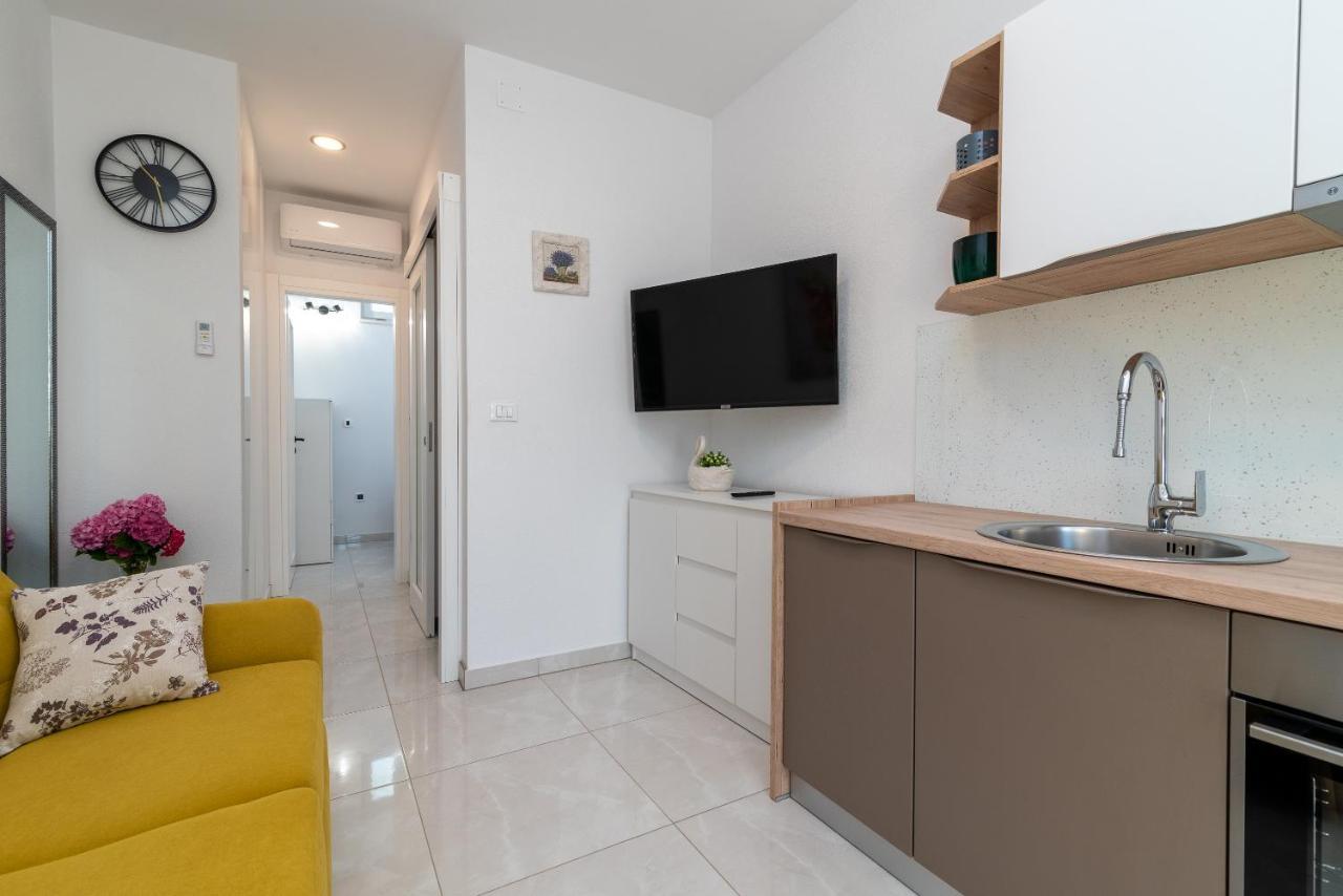 Apartment Leo Trogir Zewnętrze zdjęcie